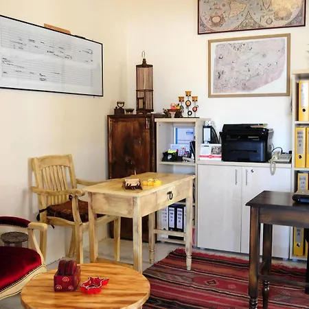 Flying Dutchman Hotel 3*